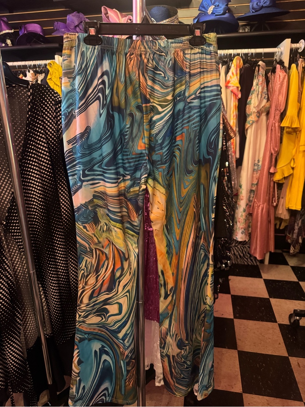 Wide-Leg Marble Print Pants in Teal and Multicolor - Picture 3 of 3